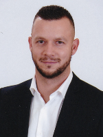 László János