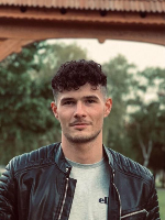 Kardos Ákos