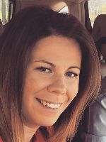 Ujvári-Szennovitz Írisz