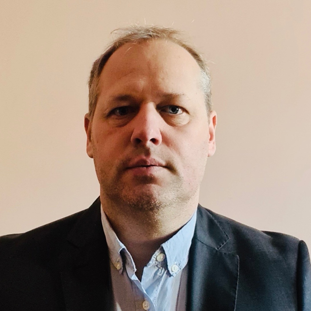 Tóth László
