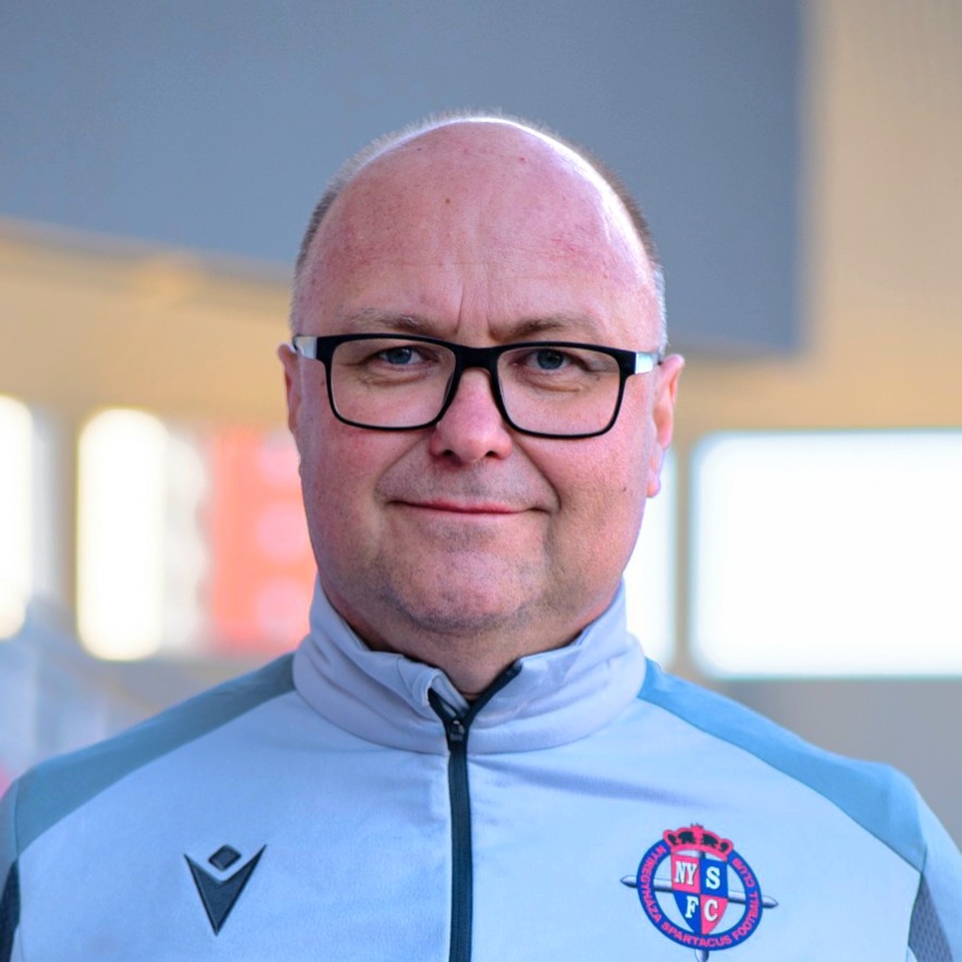 Dr. Szabolcsi Szabolcs